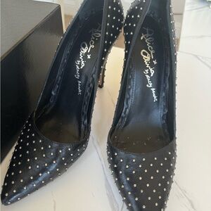 Alice Olivia heels